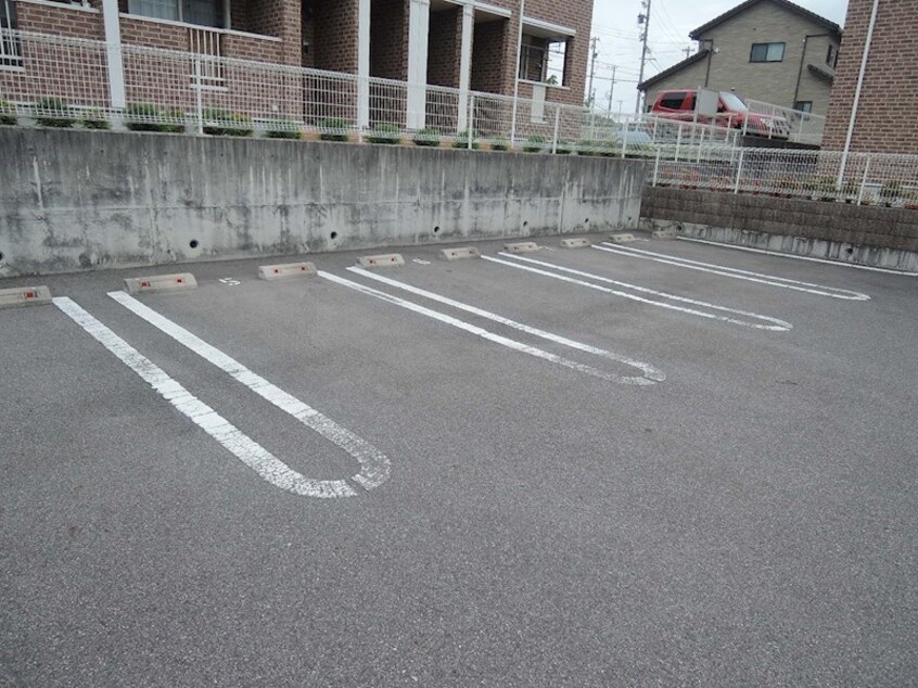 駐車場 プロムナード弐番館