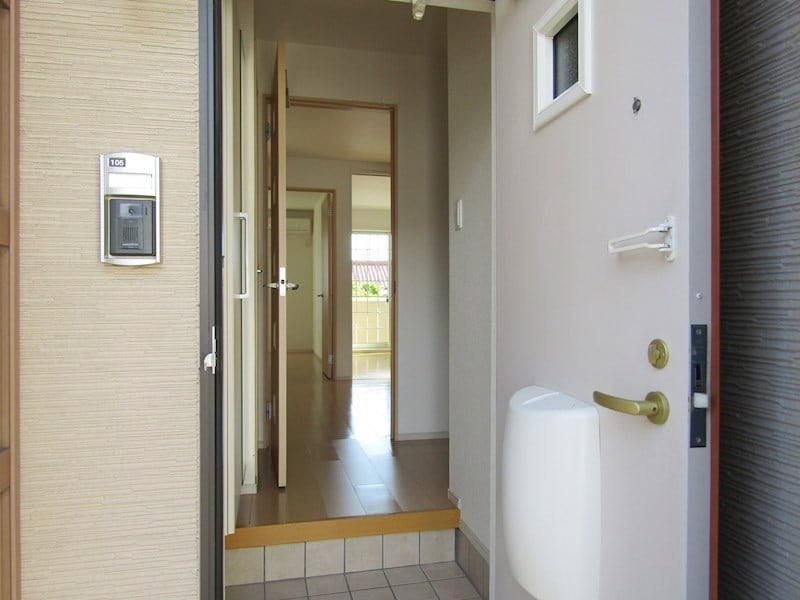 玄関 カルティエ冨貴