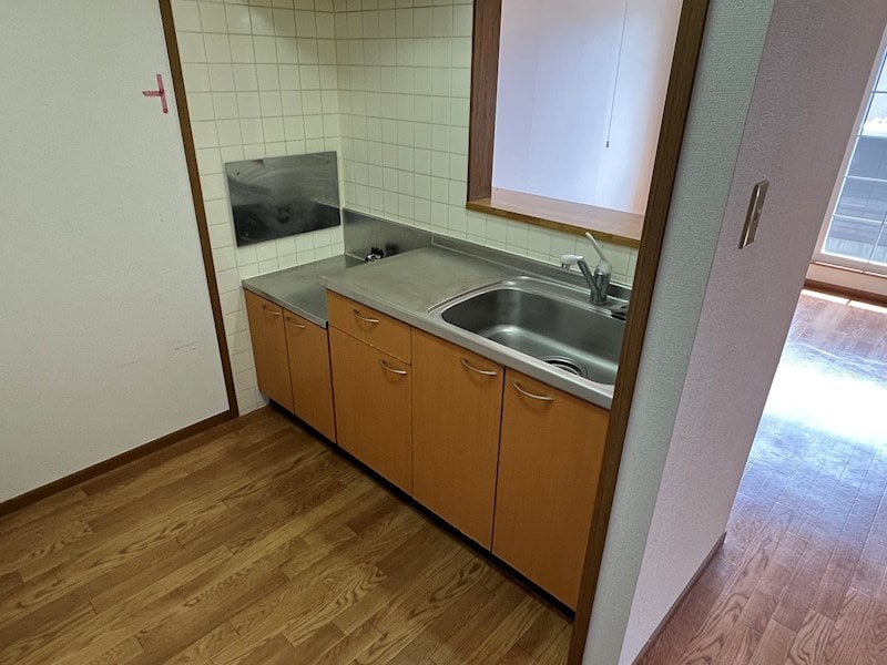 ガスコンロ設置可キッチン ファミーユ柿谷