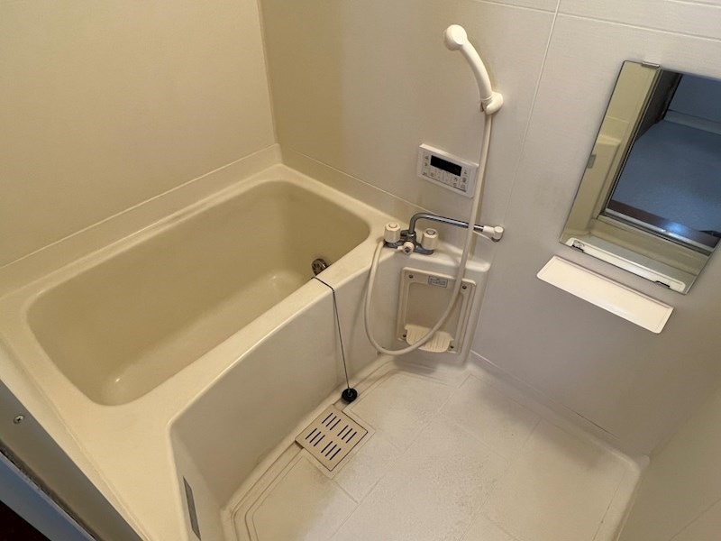 浴室 ファミーユ柿谷