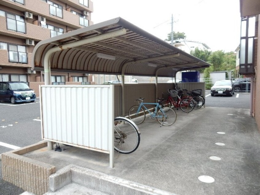 駐輪場 カーサコモダ新舞子　A