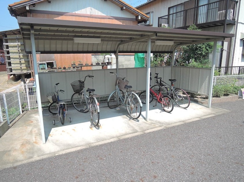駐輪場 コルソプレッソ