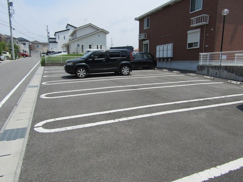 駐車場 エアリーヒルIII
