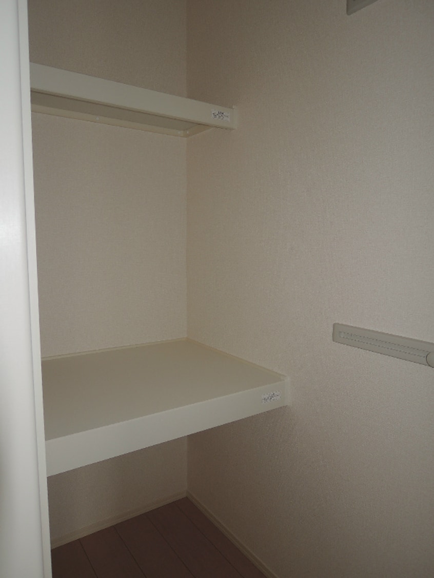 クローゼット ロイヤルコート