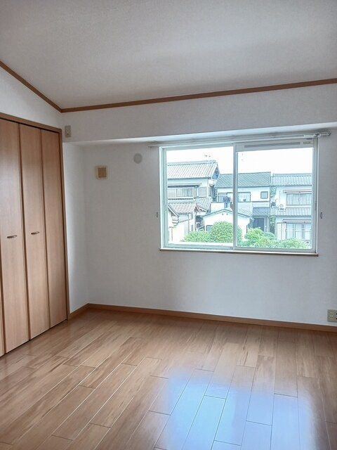 洋室 グランデカメリア山の手II