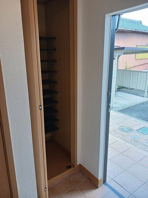 玄関 グランデカメリア山の手II