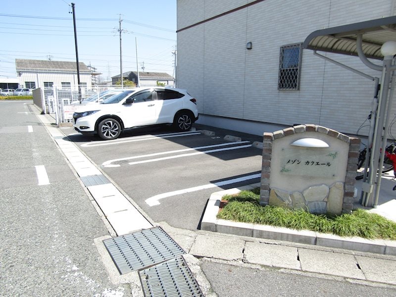 駐車場 メゾン　カクエール