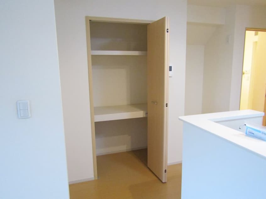 物入れ メゾン　カクエール