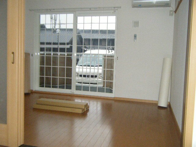  グランデカメリア山の手V