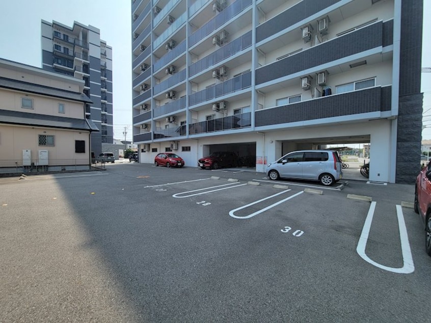  プリミエール常滑駅前