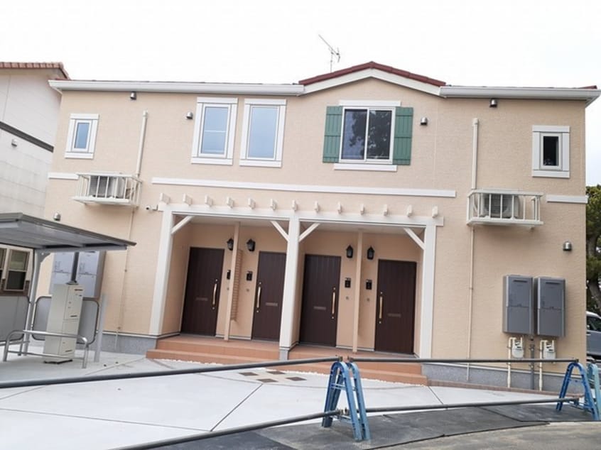 外観 リヴァージュA