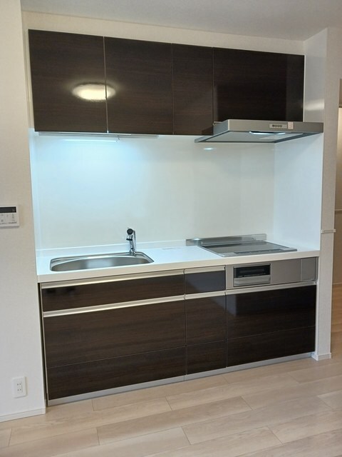  メゾン　ハナビシ　B