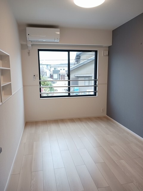  メゾン　ハナビシ　B