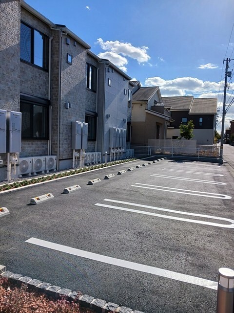  メゾン　ハナビシ　B