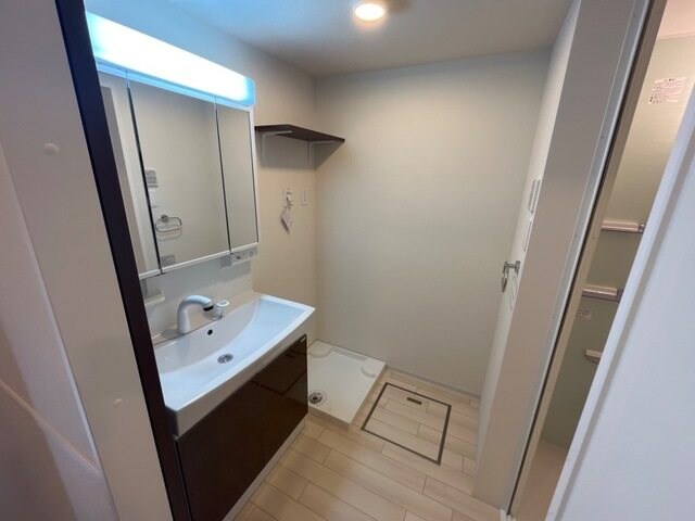 脱衣所 ヴェルニース