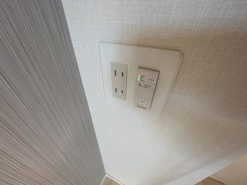 Wi-Fiコンセント内臓 ヴェルニース