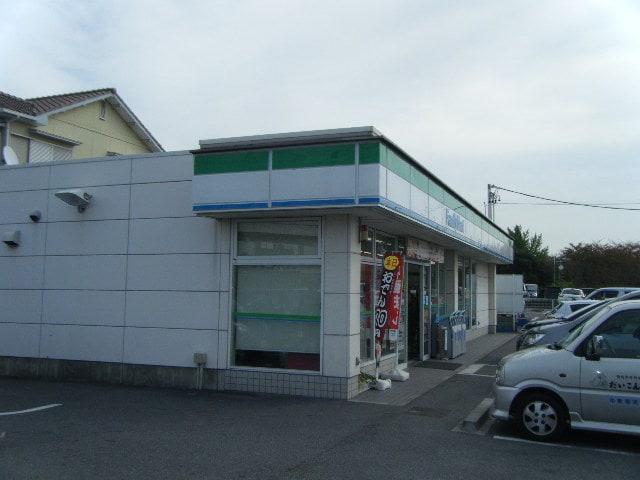 ﾌｧﾐﾘｰﾏｰﾄ 知多寺本台一丁目店(コンビニ)まで421m ラ・パーチェII