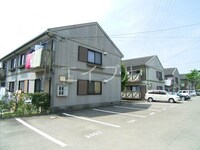 ファミリータウン西川　C棟