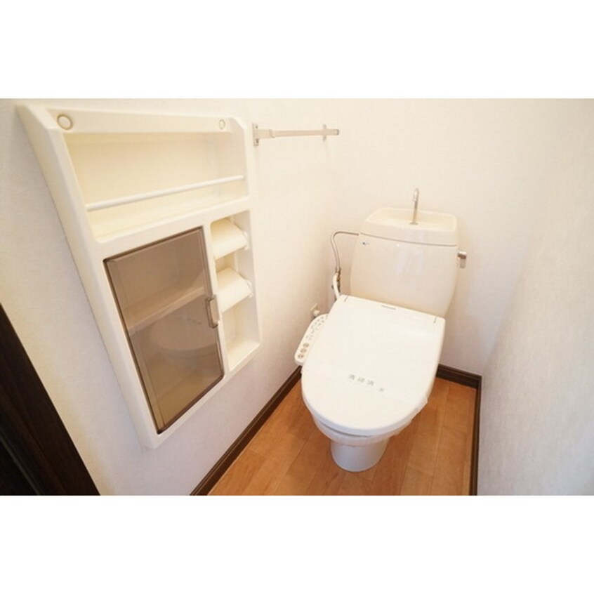 気遣いを感じる棚やホルダー ルミエールＢ棟