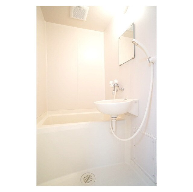 鏡付きバスルーム ピアコート