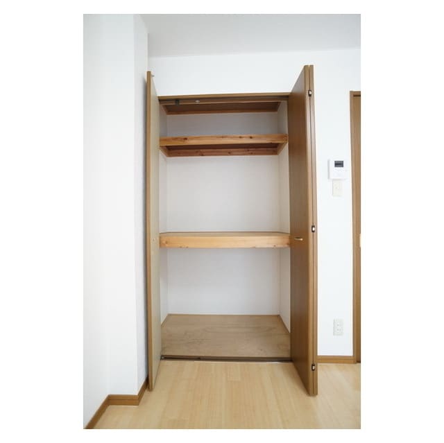 シンプルで使いやすいクローゼッ ピアコート