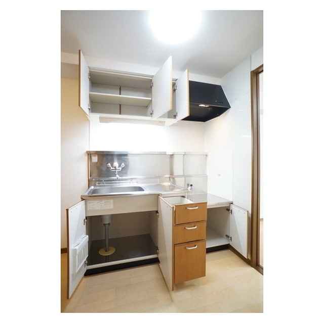 食器や調理器具を効率良く収納出 ピアコート