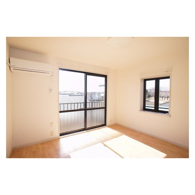 明るい角部屋です☆ BARAKI2