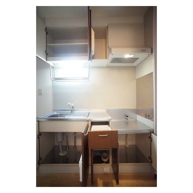 食器や調理器具を効率良く収納出 Maizon Liberte(メゾンリベルテ）