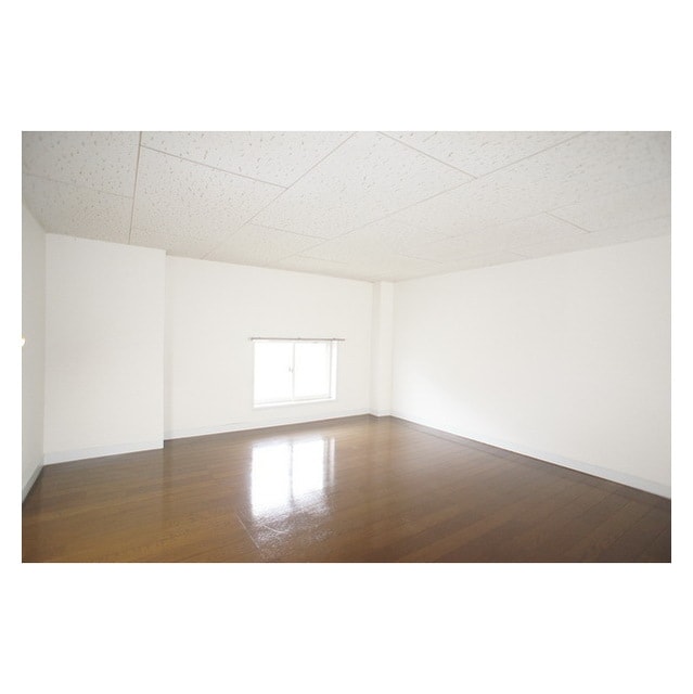 窓もあるので風通しも良好 ベルフォーレ