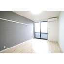 明るい日差しの室内 グランピア１６