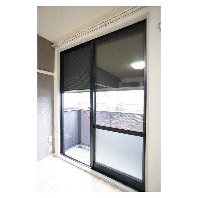 シャッター付きで安心 グランピア１６