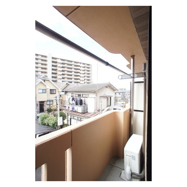 お洗濯やお布団干しに重宝します VILLA D'OR（ビラドール）