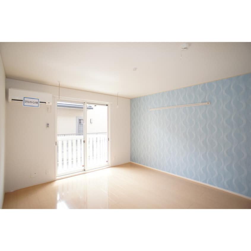 明るい日差しの室内 サンリーフ