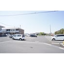 ゆったり確保された駐車区画 Amazing CoatII(アメージングコート２