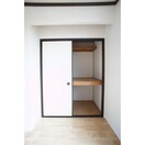 シンプルで使いやすいクローゼッ 錦ハイツＢ棟