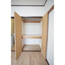 大物から小物までしっかり収納で シャトレつかさＢ棟