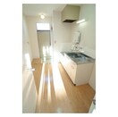 玄関から続くキッチンスペース あけぼのコーポＡ棟