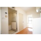 キッチンスペースもゆったり ジュネスＳ