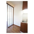 キッチン横には冷蔵庫スペース グリーンヒルハイツＣ棟