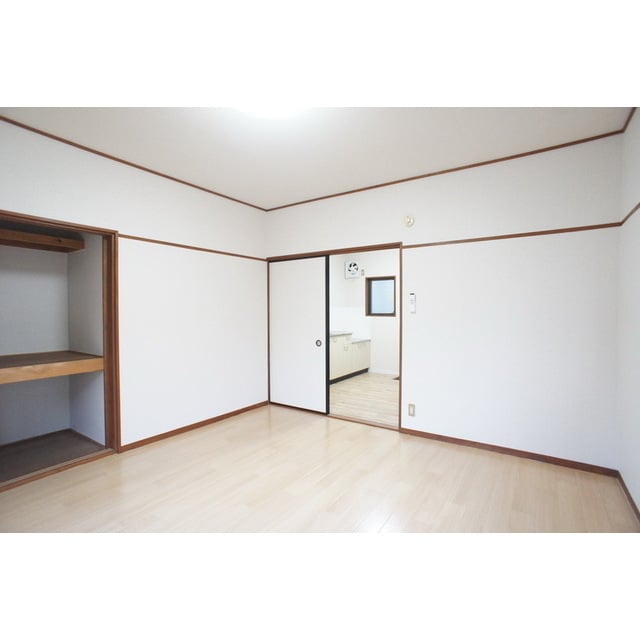 家具の配置をイメージしやすい空 スズキハイツＢ棟