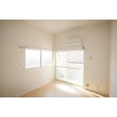 窓が2箇所ある明るい空間 佐川ハイツＢ棟