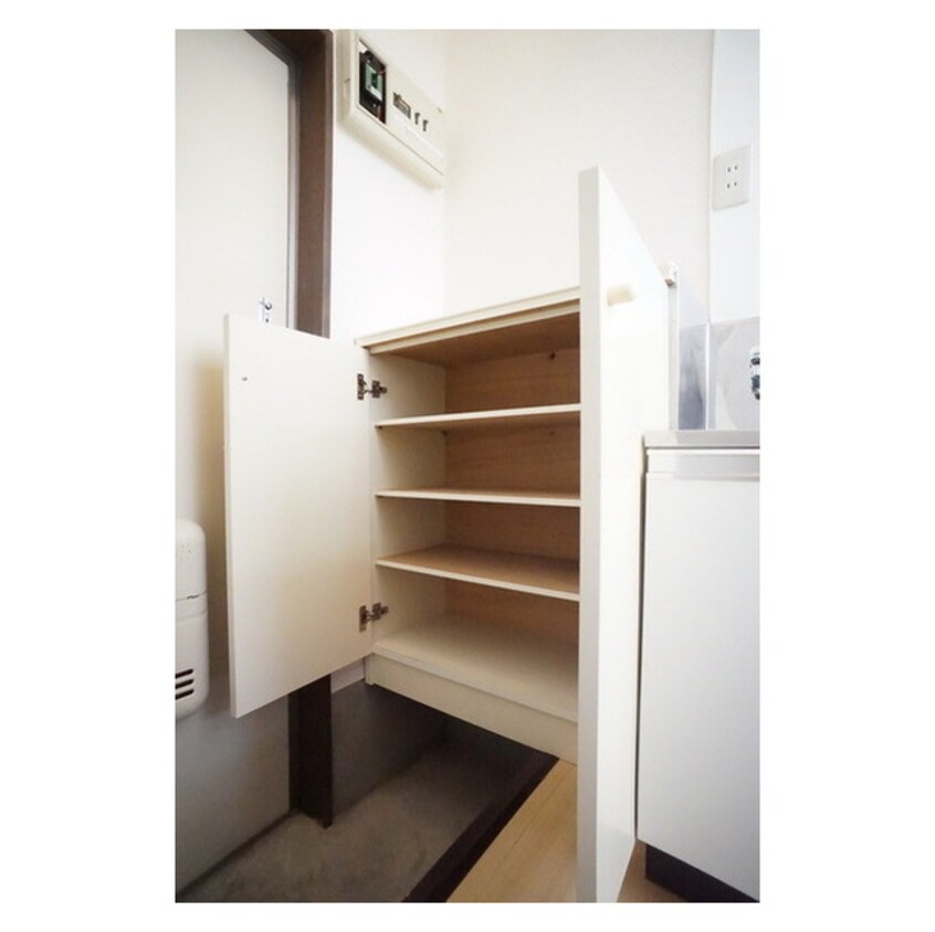 玄関がキレイに片付きますね パークハイツ秀Ｂ棟