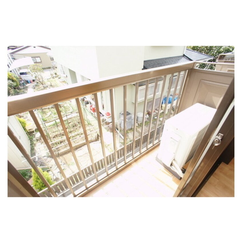 使いやすいバルコニー パークハイツ秀Ｂ棟