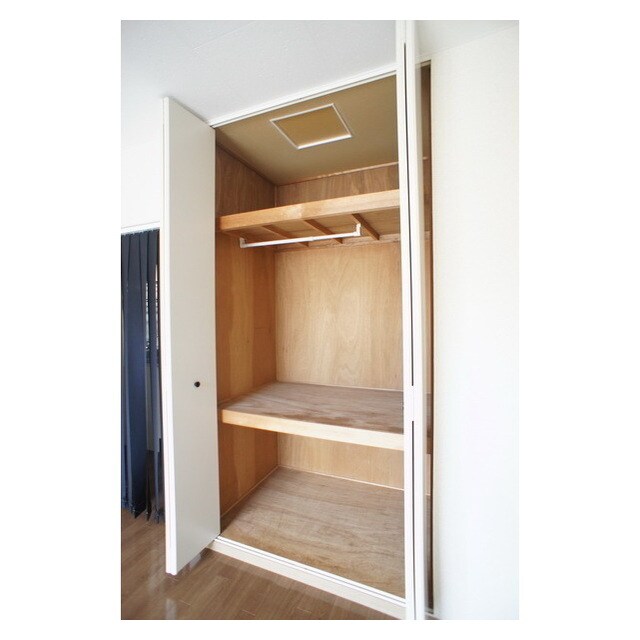 シンプルで使いやすいクローゼッ エール水戸Ｂ棟