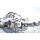 駐輪所や駐車場も余裕あり コーポ金沢Ｃ棟