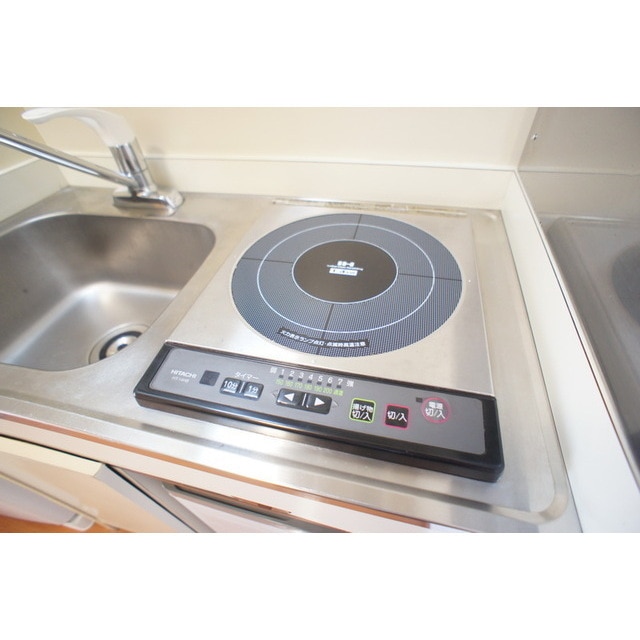 火を使わず安心のＩＨ仕様 コーポナカムラ