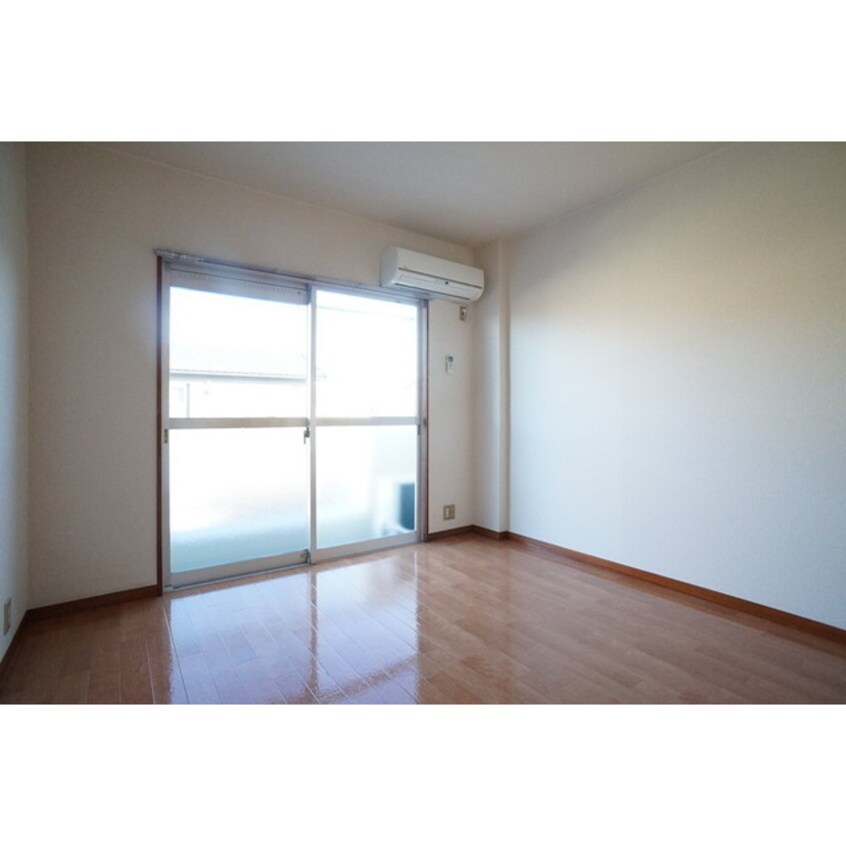 家具類の配置をイメージしやすい コーポナカムラ