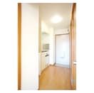 玄関から続くキッチンスペース コーポナカムラ