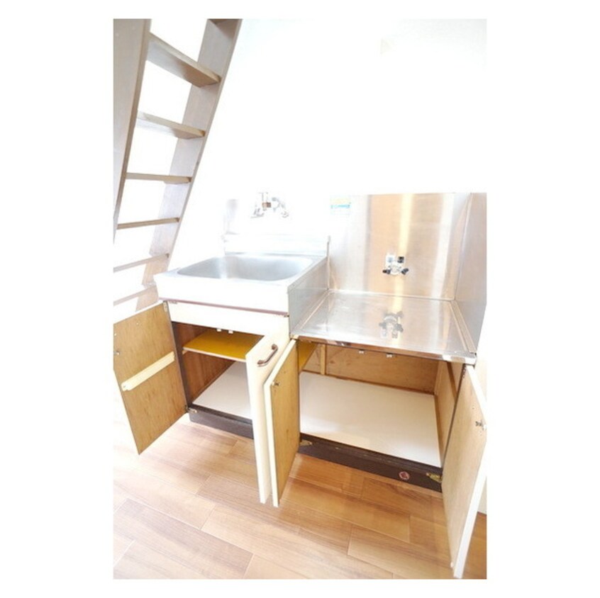 清潔感のあるキッチン WATARI Home`s