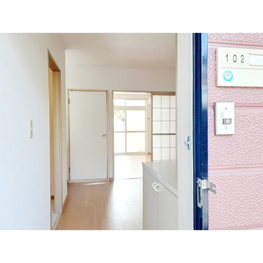 シューズボックス完備の玄関 ＭＣＭ